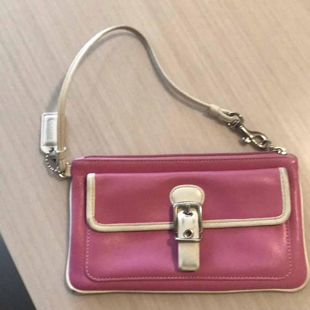 Coach vintage wristlet